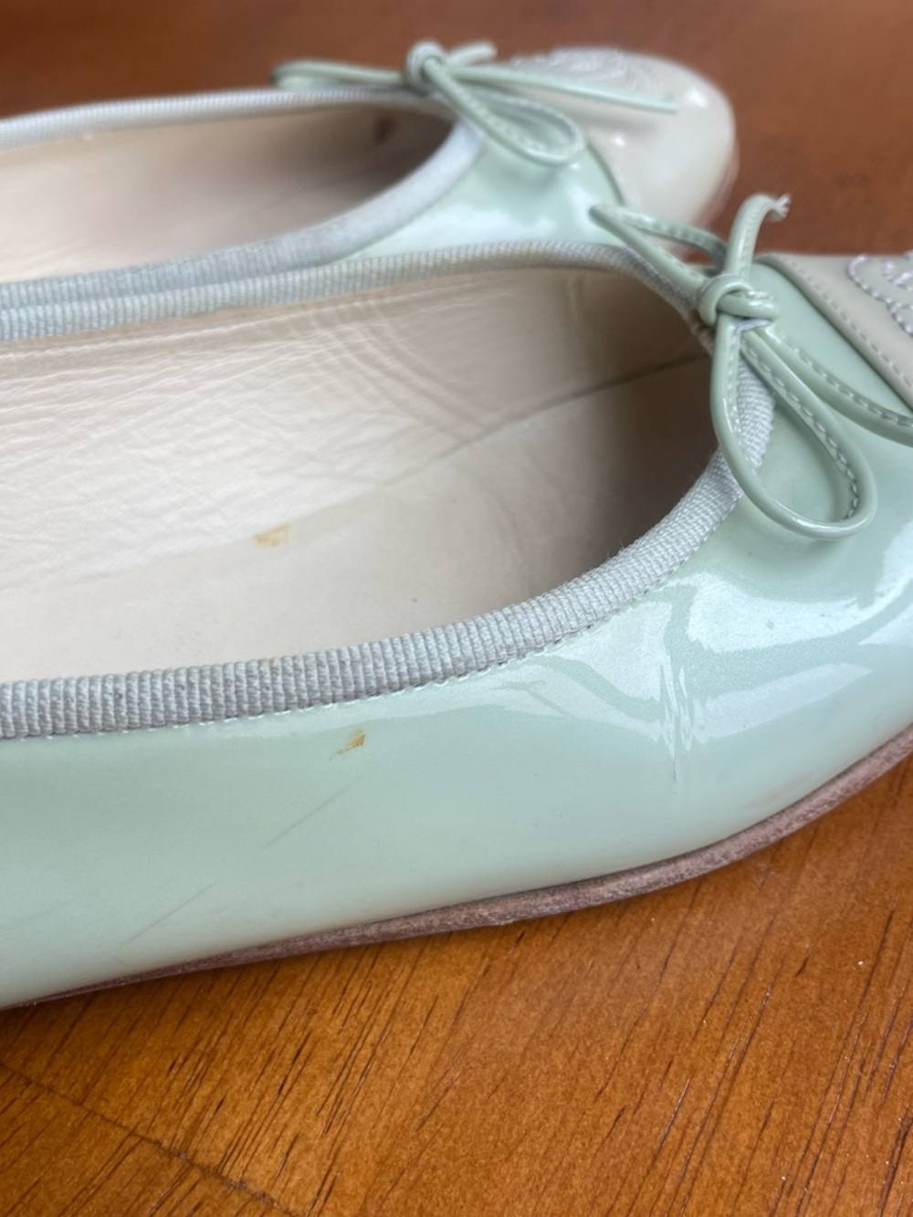 CHANEL Mint Green Two Tone Patent Leather Cap-Toe Ballet Flats - Picture 7 of 14